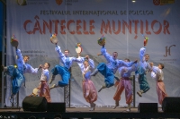 Weekend plin de antren la Festivalul Internațional „Cântecele Munților”