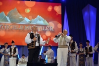 Vinerea tradițiilor la FITS 2023: Junii Sibiului fac spectacol în Piața Mare din Sibiu