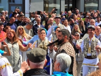 JUNII SIBIULUI – ambasadori ai culturii românești  la EuropaFest, Landshut