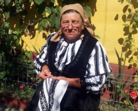 La biserică se merge îmbrăcat românește